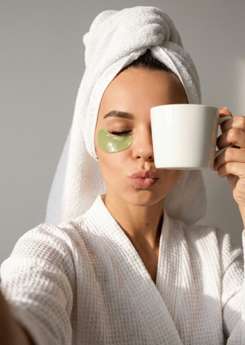 Best Skincare Products for Sensitive Skin (Simple + Gentle Picks)
